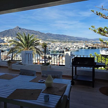 Private Suites In Huge Penthouse 1St Line Puerto Banus, Incredible Views, Jacuzzis Marbella Bagian luar foto